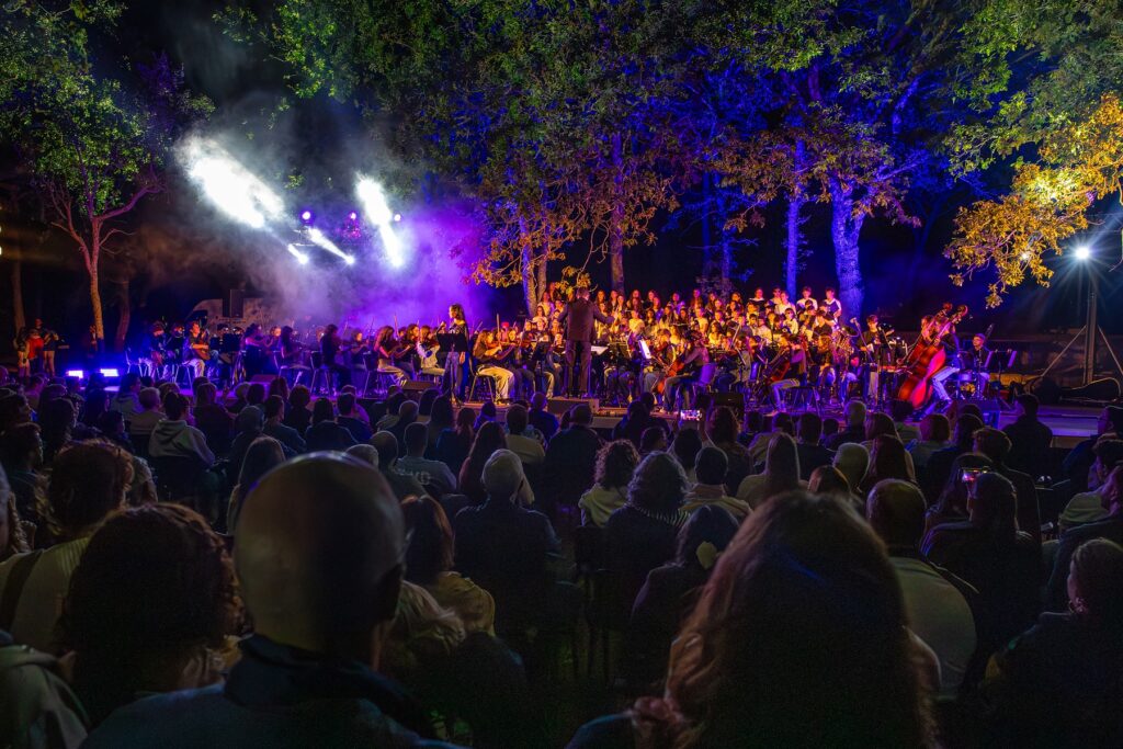 V.P. ÂNCORA: Hip hop português aqueceu a noite no histórico Dólmen da Barrosa