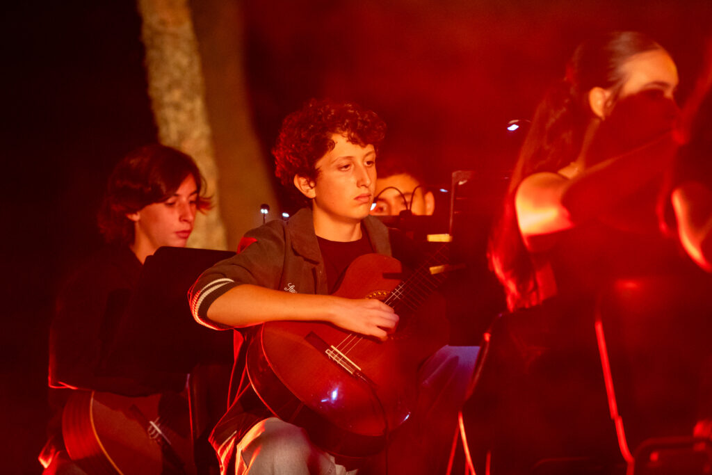 V.P. ÂNCORA: Hip hop português aqueceu a noite no histórico Dólmen da Barrosa