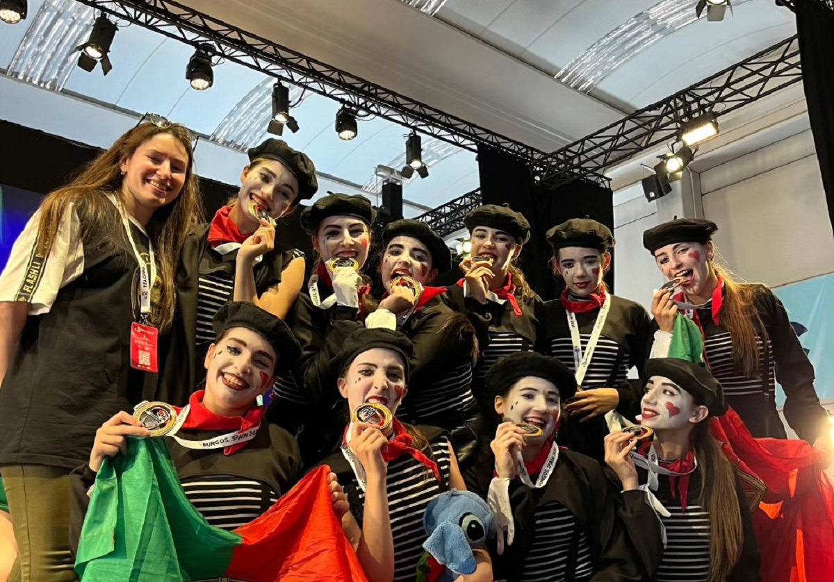 Flash Li Dance conquista cinco pódios no Dance World Cup