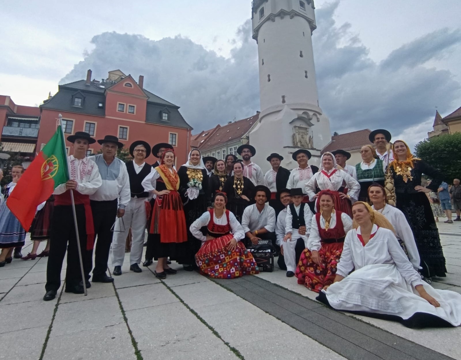 Grupo de Danças e Cantares de Perre representou Portugal em festival na Alemanha