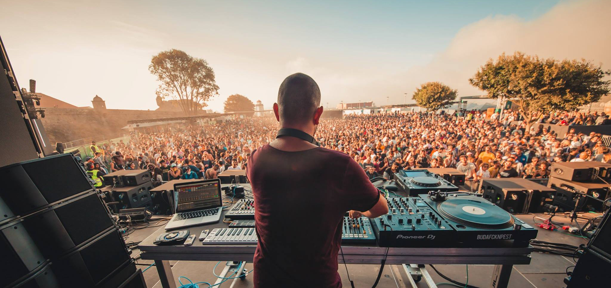 Já são conhecidos os horários e alinhamento do Neopop Festival
