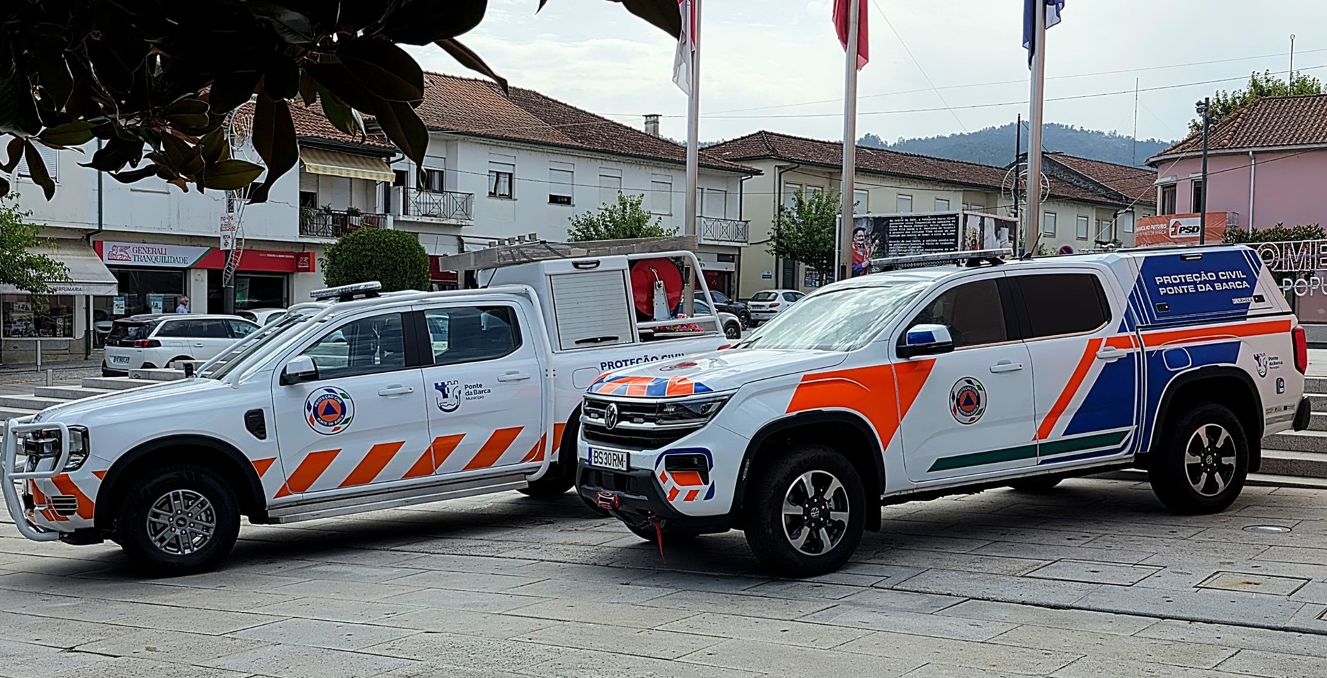 Ponte da Barca adquire dois novos veículos para a Proteção Civil