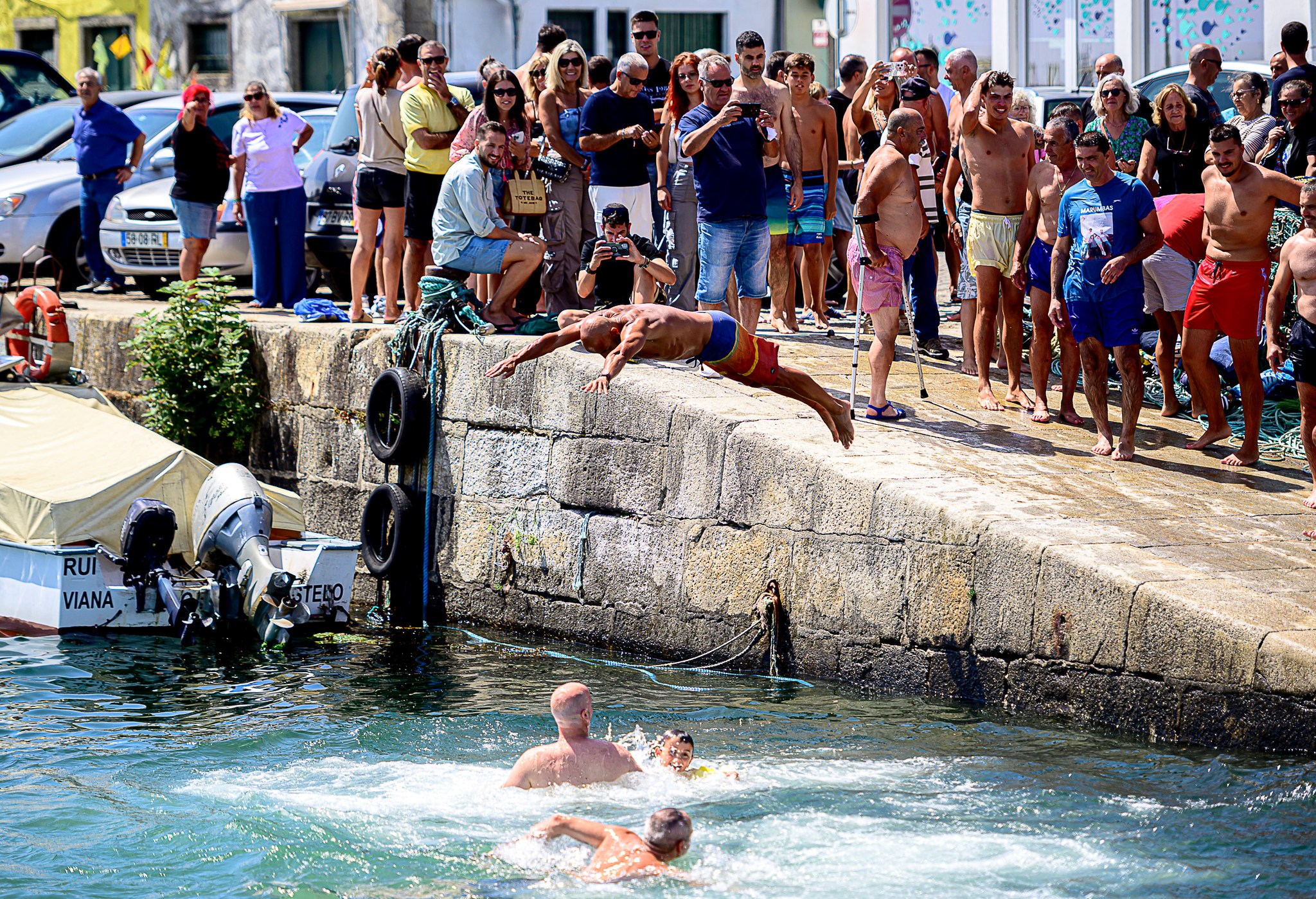 Ribeira de Viana foi palco da 8ª edição do Mergulho no Cais