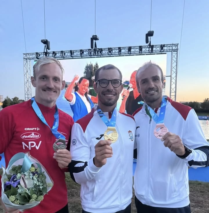 Fernando Pimenta é campeão do mundo de Maratona k1