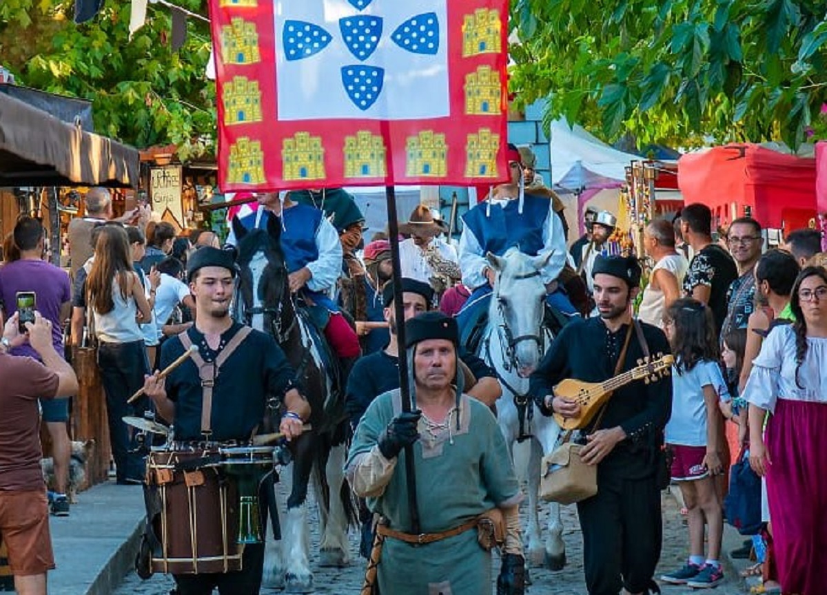 Valença volta a recuar à época medieval