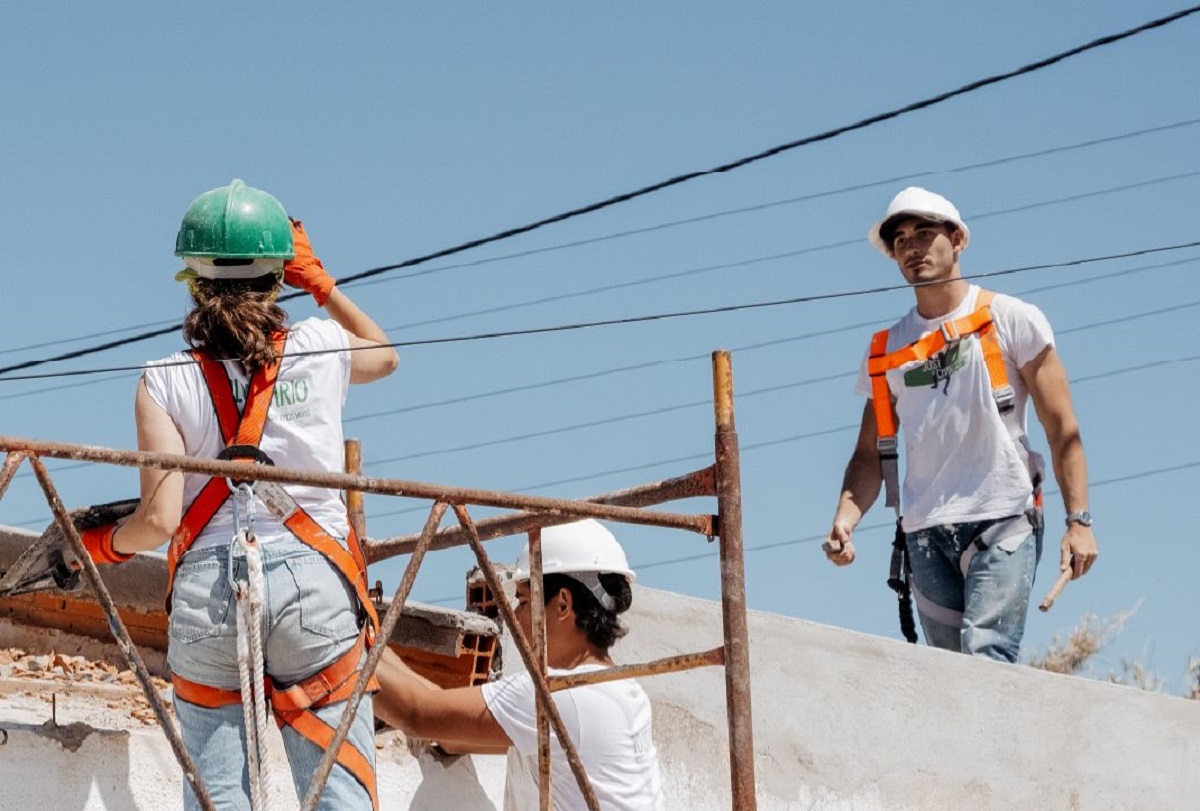 Associação procura jovens voluntários para reabilitar casas degradadas no Minho