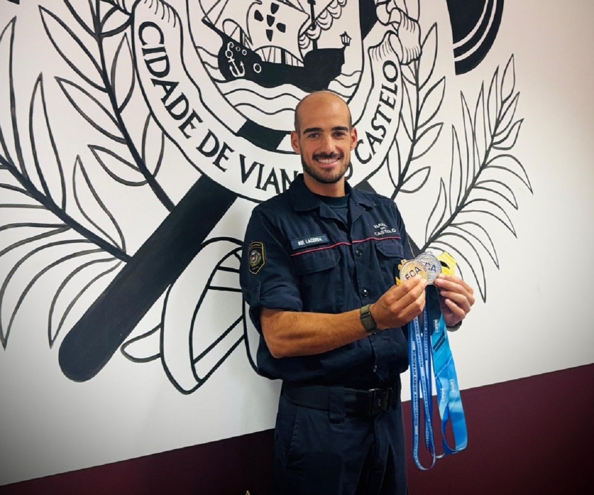 Viana felicita Sapador Bombeiro Rui Lacerda