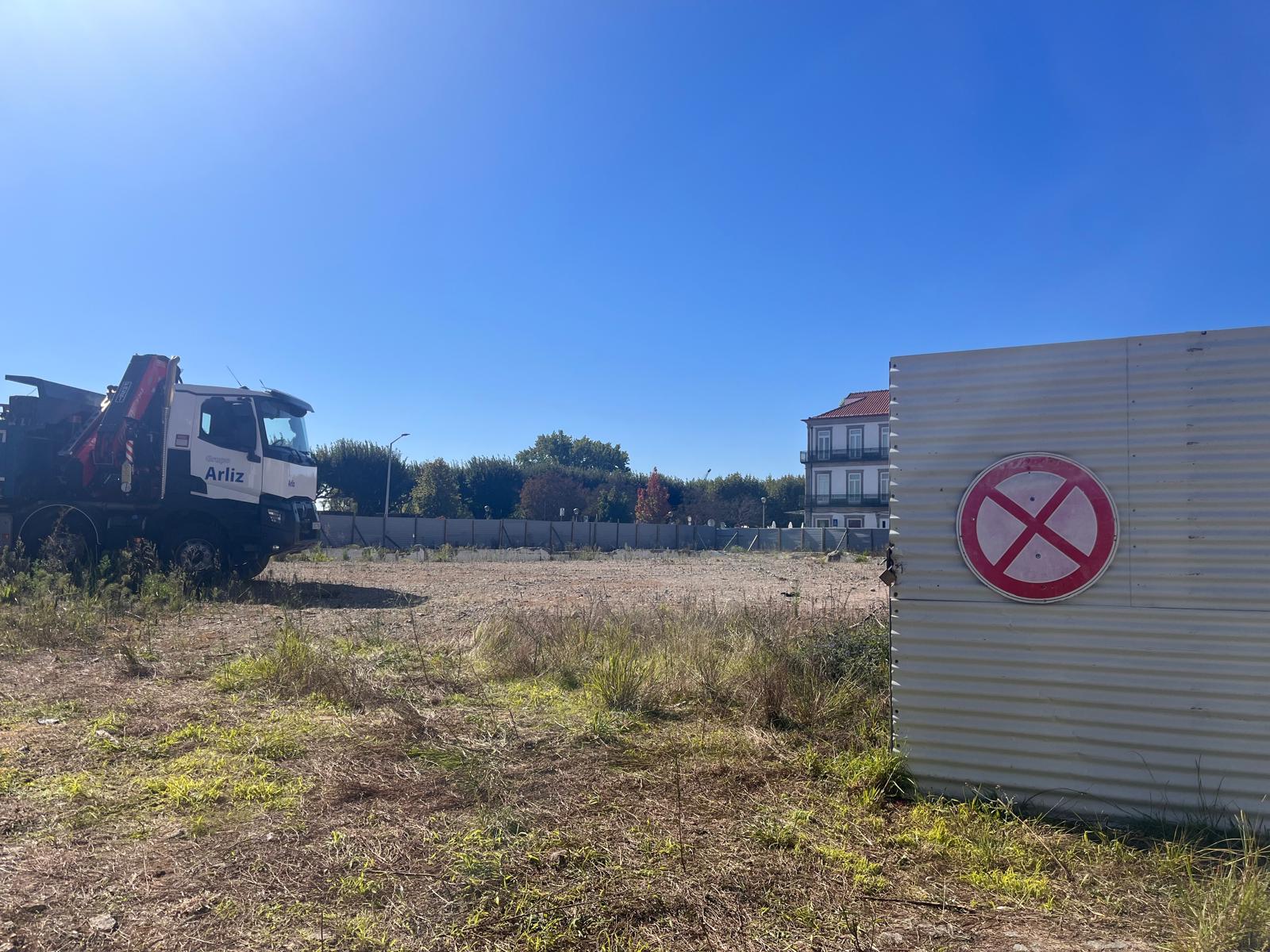 Construção do novo mercado de Viana  começa esta segunda-feira