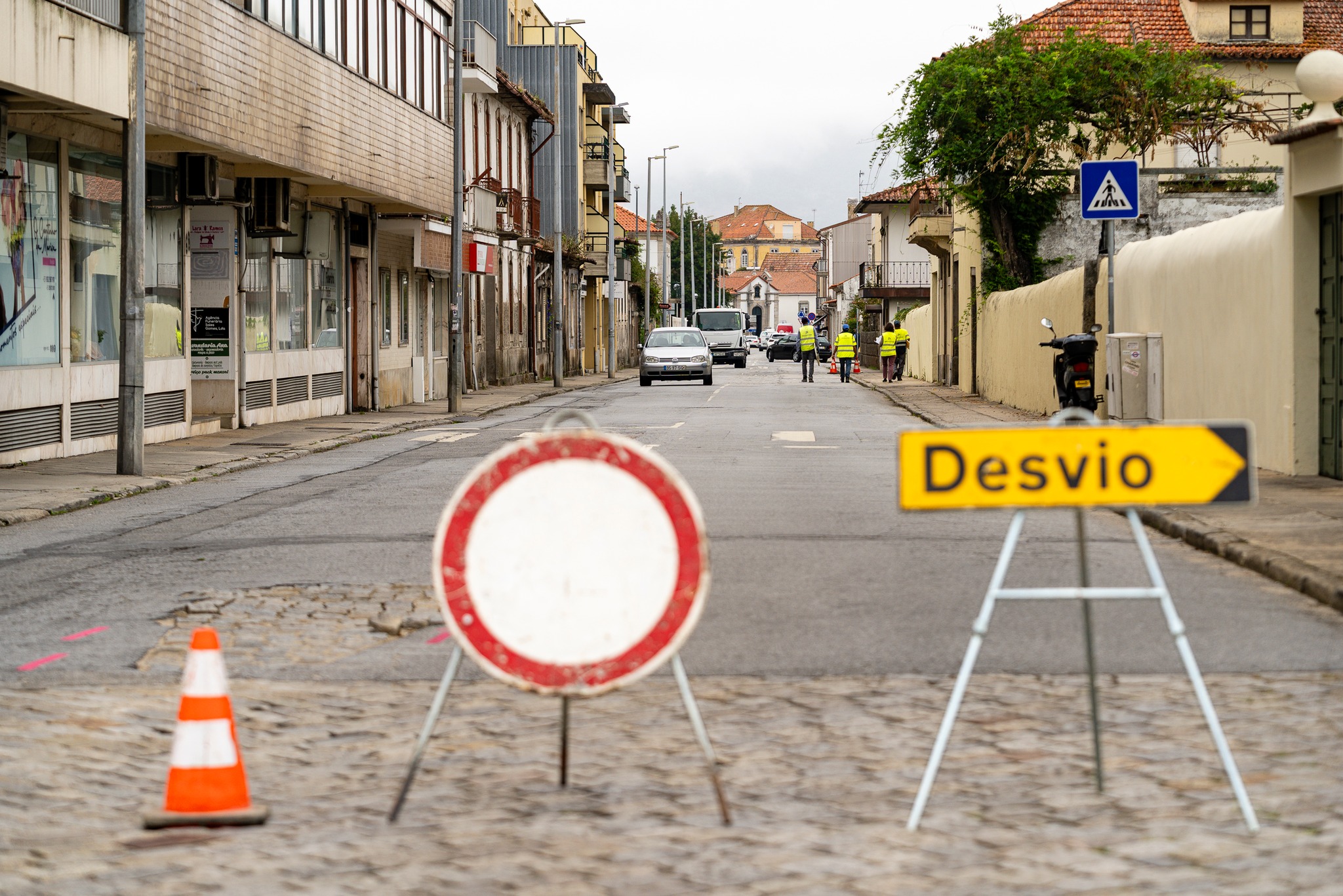 Obras condicionam trânsito na Avenida Manuel Xavier em Caminha