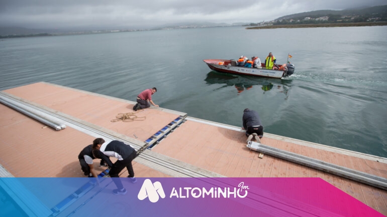 Pontão flutuante está a ser instalado em Caminha | Rádio Alto Minho