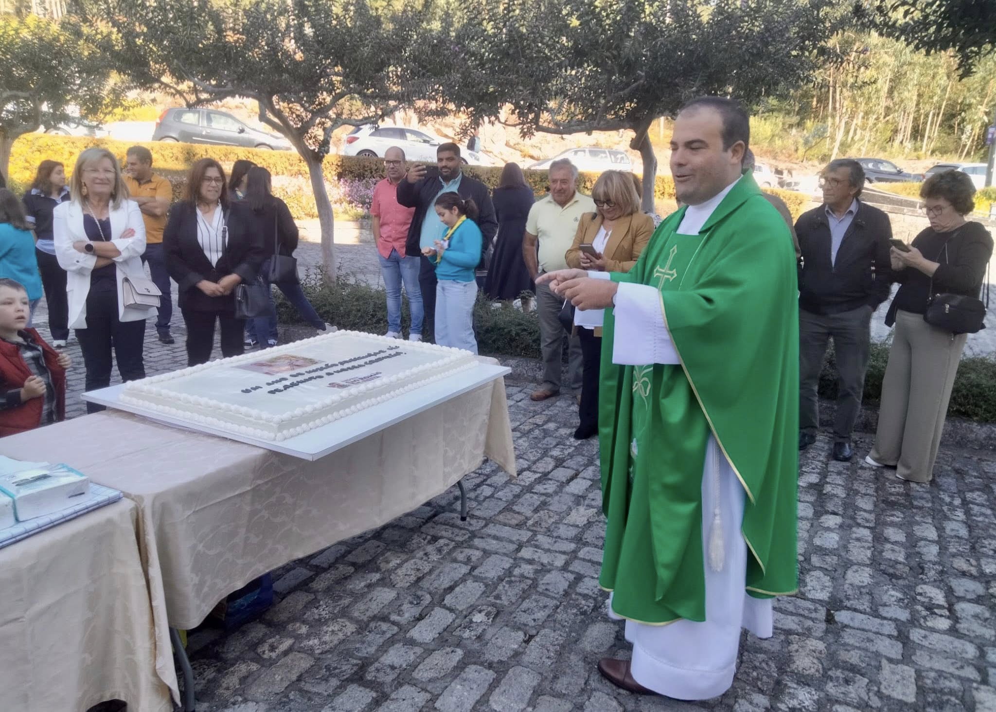 São Romão de Neiva assinala primeiro aniversário do padre Renato à frente da paróquia
