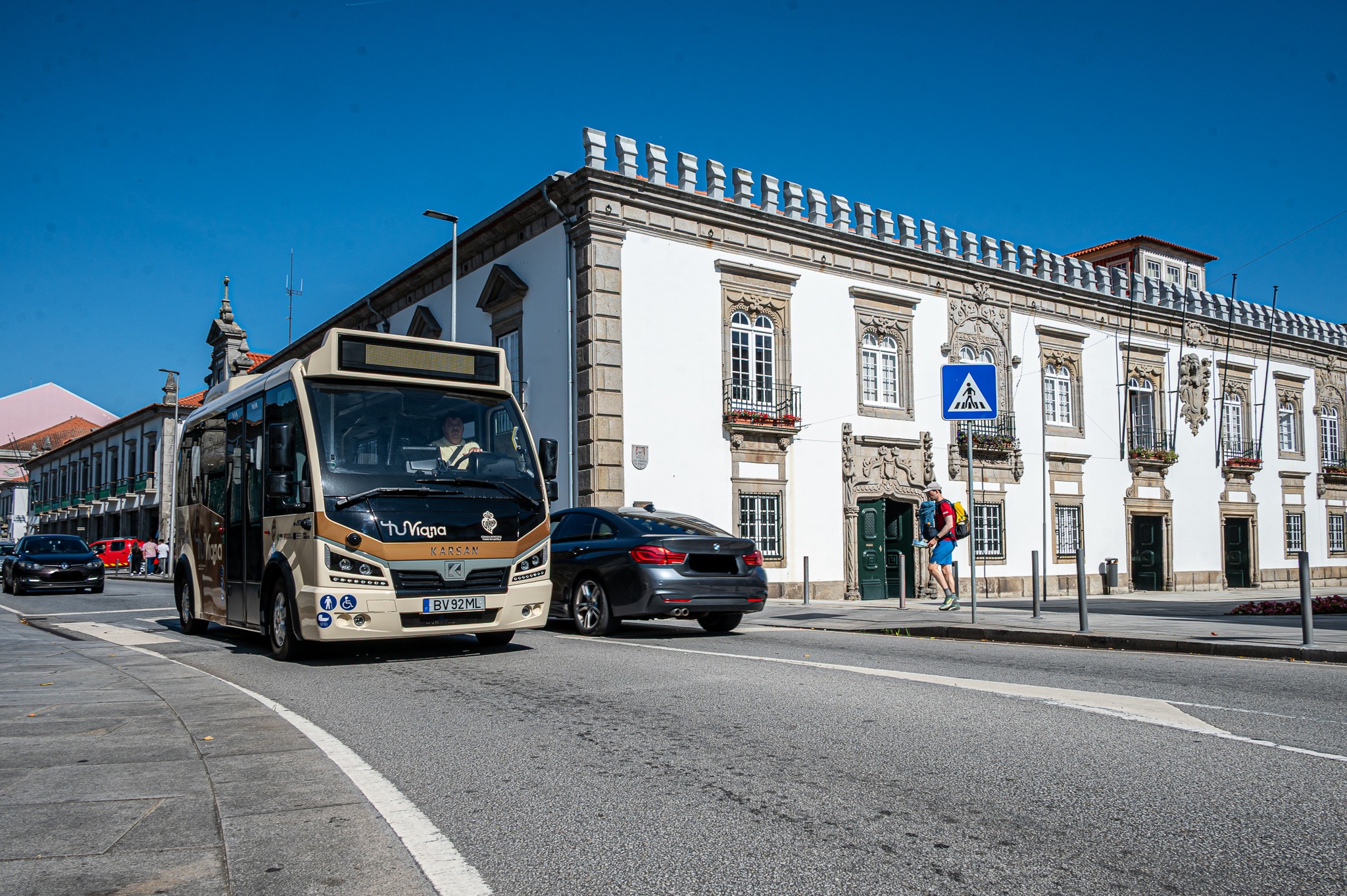 Viana quer contratar mais 20 motoristas