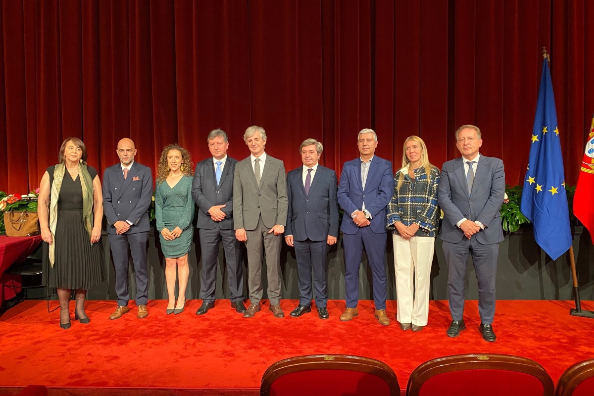 Câmara de Viana esclarece participação nas reuniões camarárias