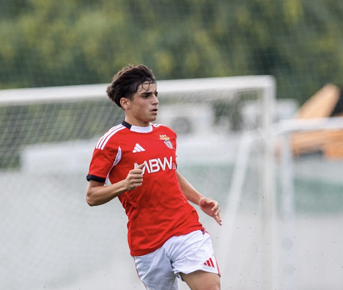Jovem jogador vianense convocado para a seleção nacional sub-16