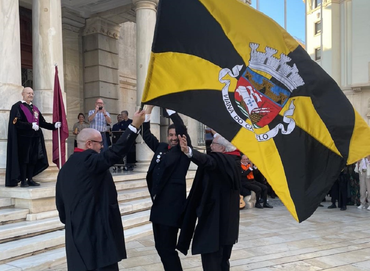 Tuna de Veteranos leva bandeira de Viana a Cartagena