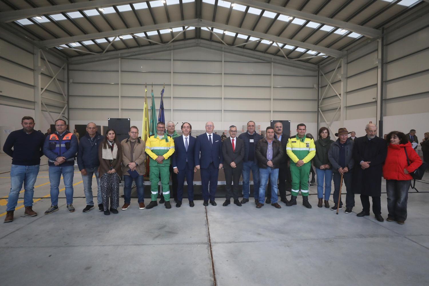 Cerimónia de entrega de motorroçadoras a equipas de Sapadores Florestais teve lugar em Arcos de Valdevez