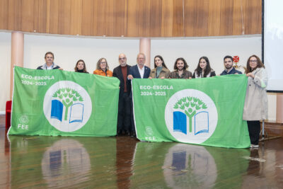 Escolas do Politécnico de Viana recebem Bandeira Verde Eco Escolas e Eco Campus