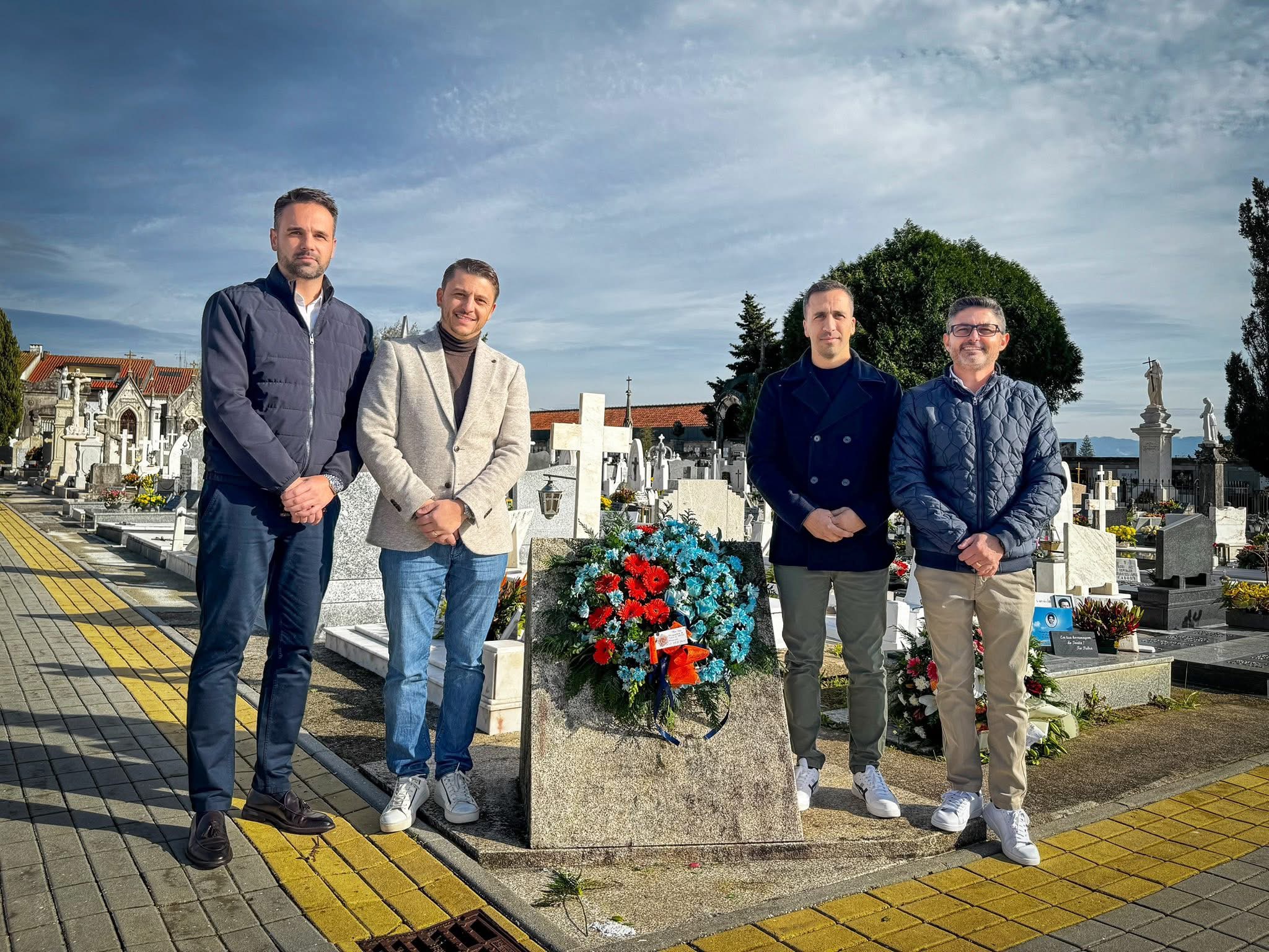 Juventude de Viana assinala 49 anos com homenagem aos sócios falecidos