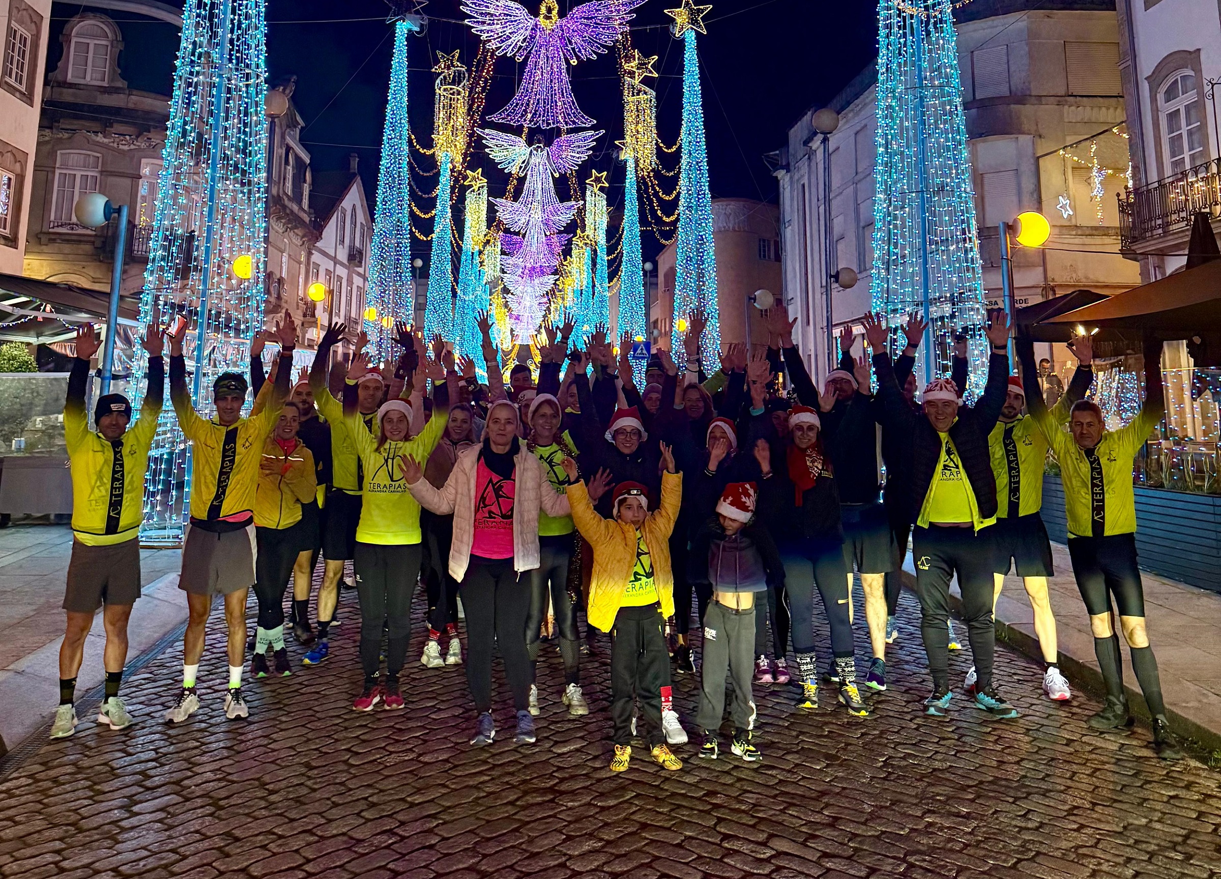 Cerca de 50 participantes no “ACrun & ACwalk” especial de Natal em Viana