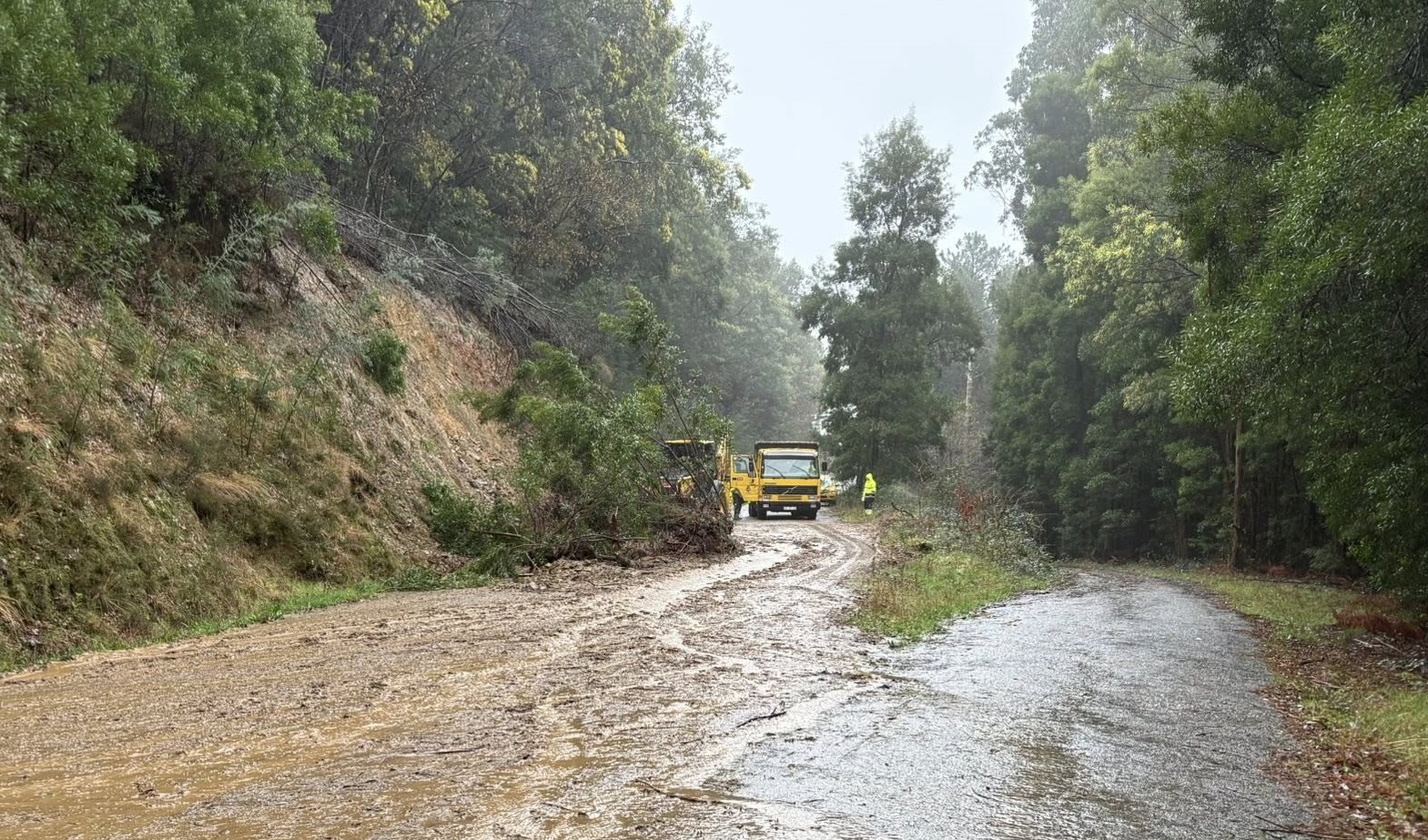 Viana: Amonde avança para trabalhos de remoção de terras após derrocada