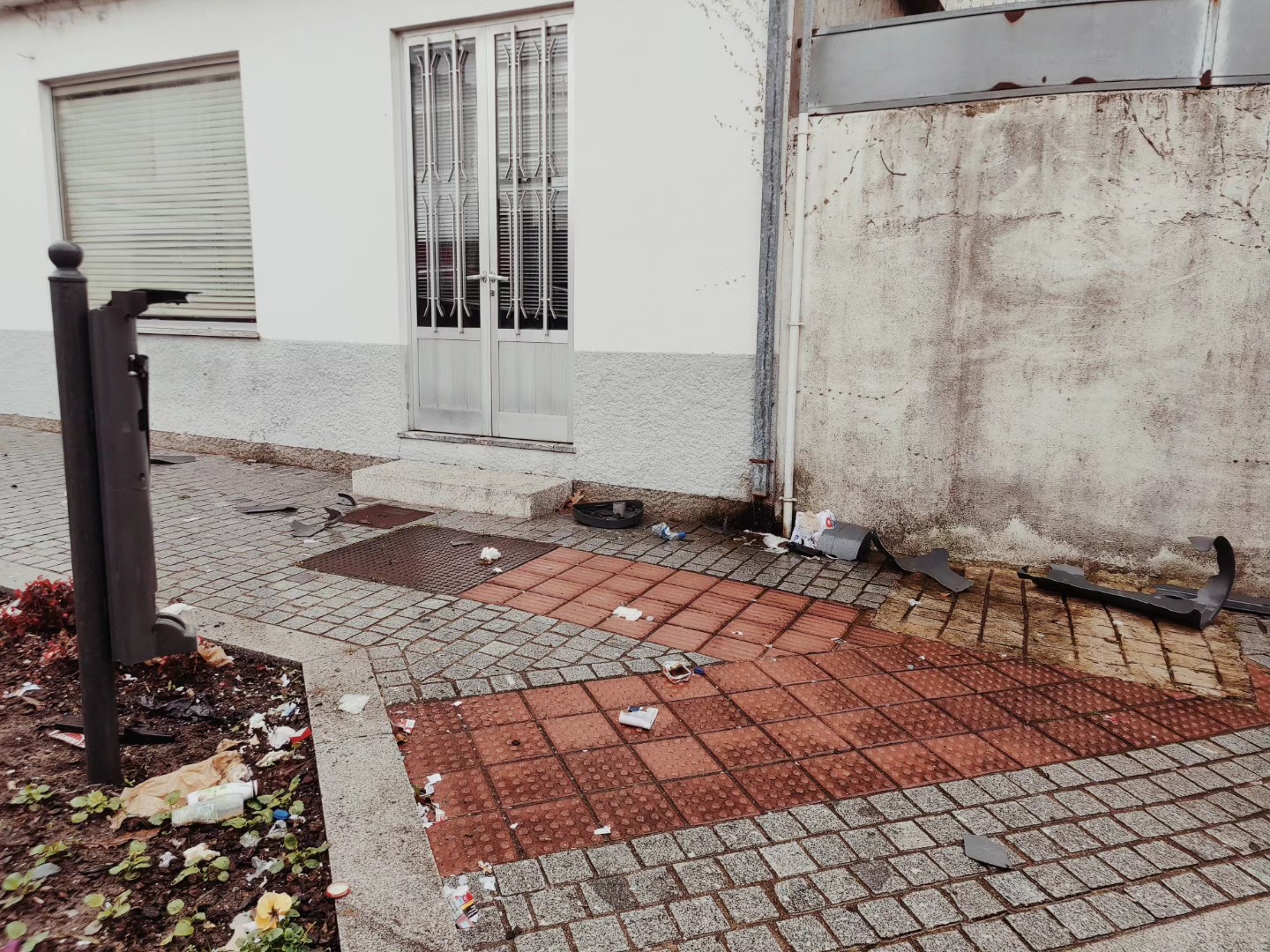 Vila Nova de Anha condena atos de vandalismo ocorridos na noite de passagem de ano