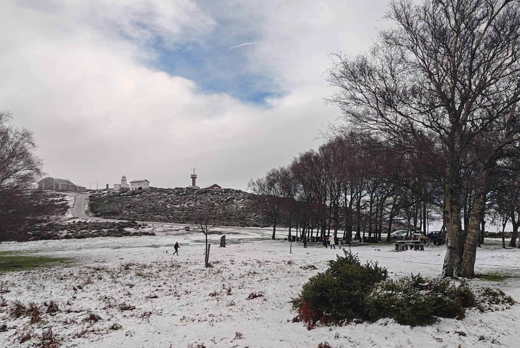 Viana do Castelo sob aviso vermelho devido à queda de neve