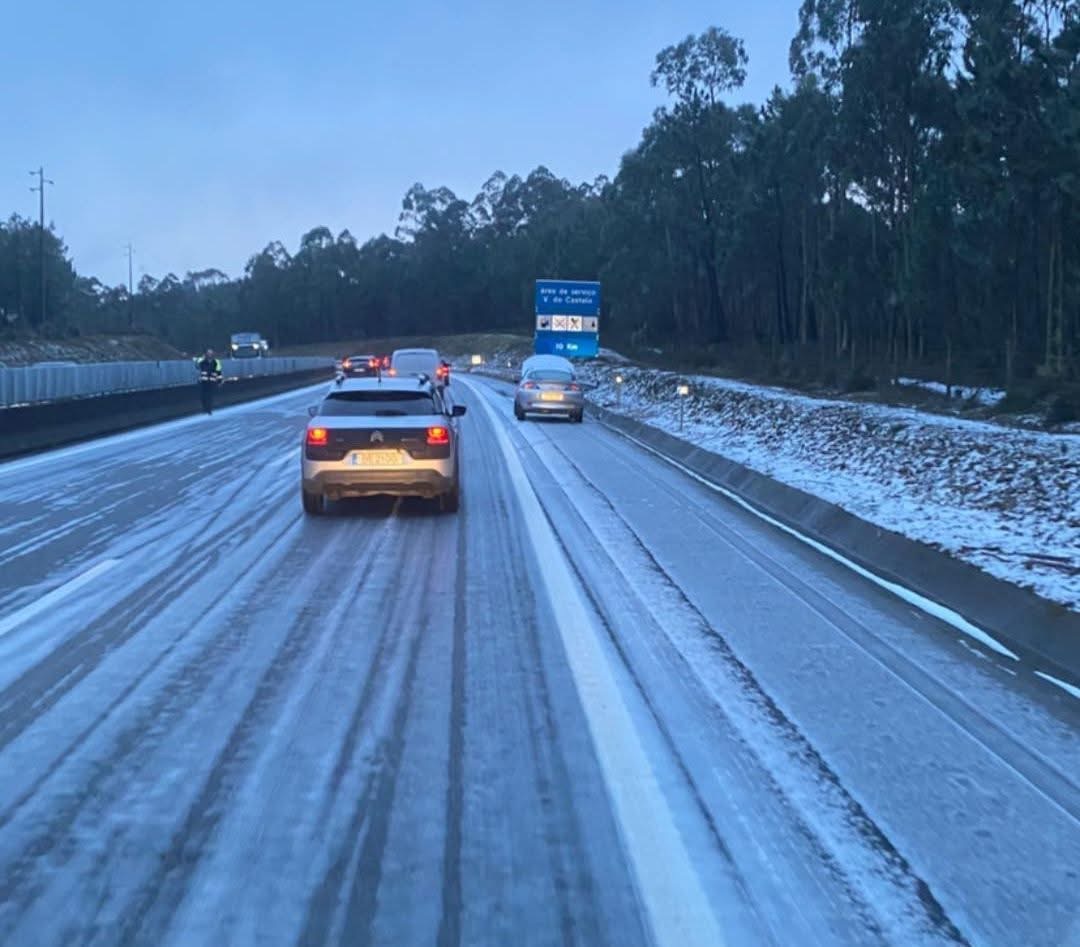 Trânsito condicionado na A28 após queda de granizo