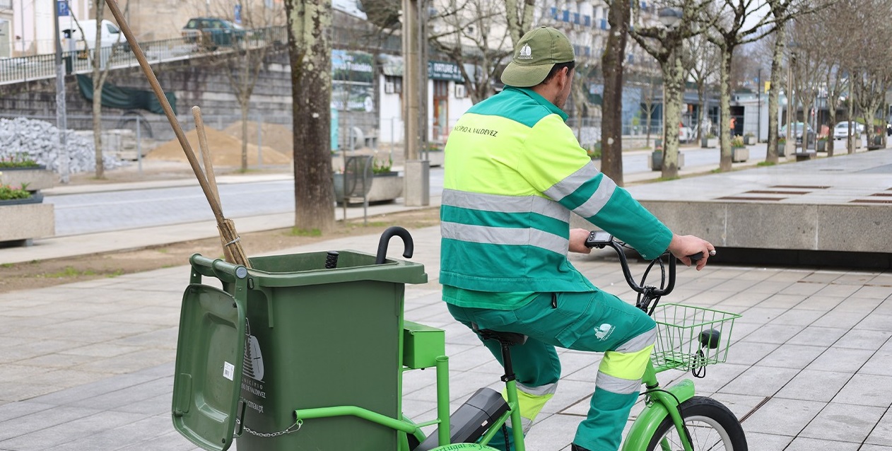 Arcos de Valdevez reforça limpeza urbana com bicicleta elétrica