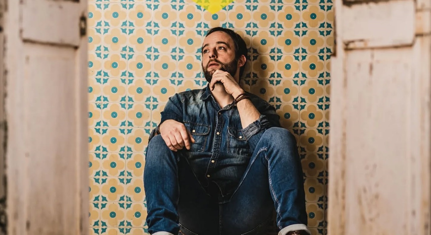 Poeta galego Juan Carballo apresenta novo livro em Viana do Castelo