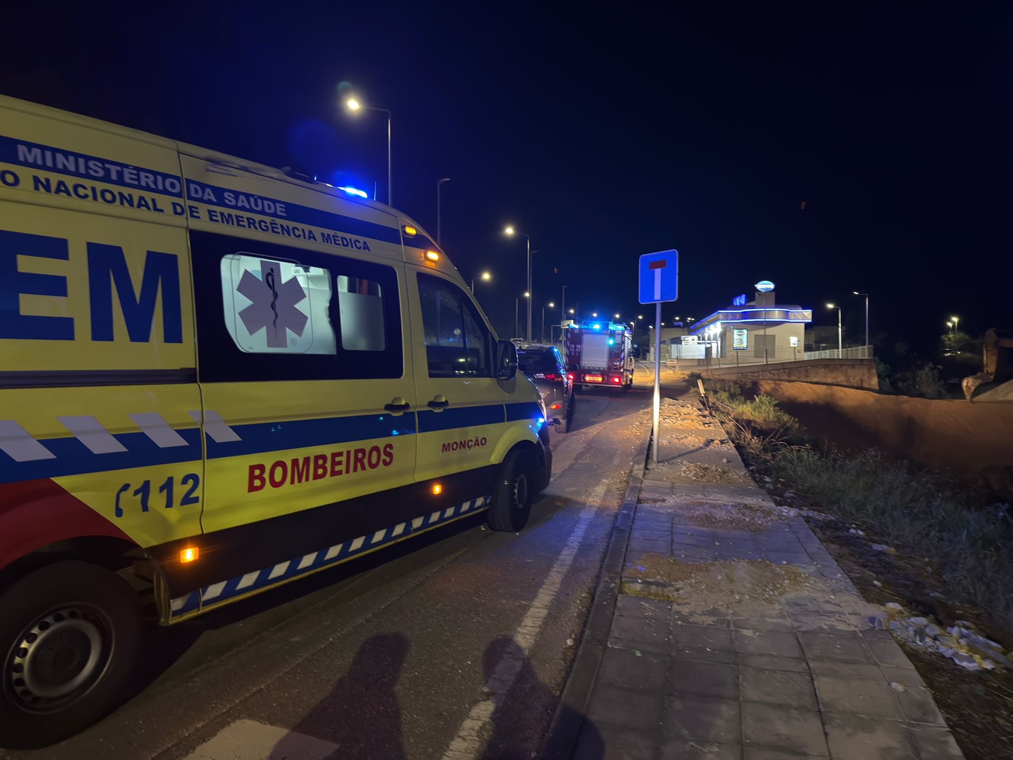 Homem resgatado após cair em poço de 20 metros em Monção