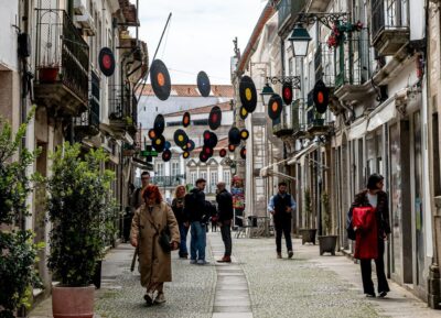 Viana do Castelo recebe a 1ª edição da Feira do Vinil