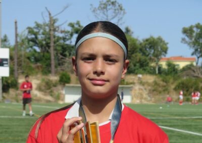 Jovem futebolista de Viana sagra-se bicampeã nacional de futebol feminino sub-13
