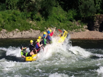 Profissionais do turismo desafiados a “viver o Rio Minho ao máximo” com experiências náuticas gratuitas