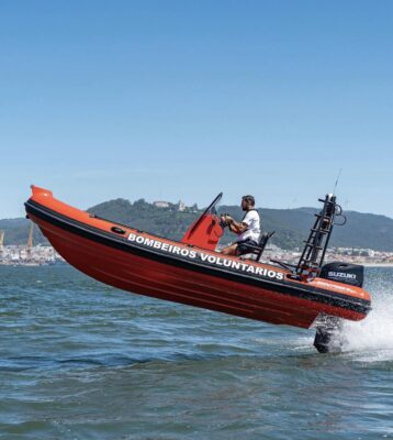 Bombeiros Voluntários de Viana vão reforçar socorro aquático com nova embarcação