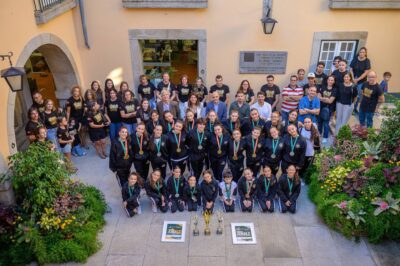Flash Li Dance recebida na Câmara de Viana após conquistar nove pódios no Mundial