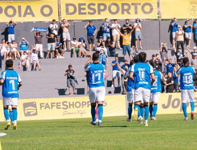 Vai ver o Vianense? Há autocarros gratuitos até ao estádio