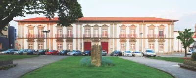 Ensino e Ambiente de Investigação melhoram desempenho da UNIPVC em ranking mundial